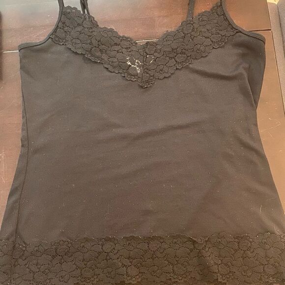White House Black Market sz. M black wide lace trim Camisole w/adjustable straps - Picture 8 of 12